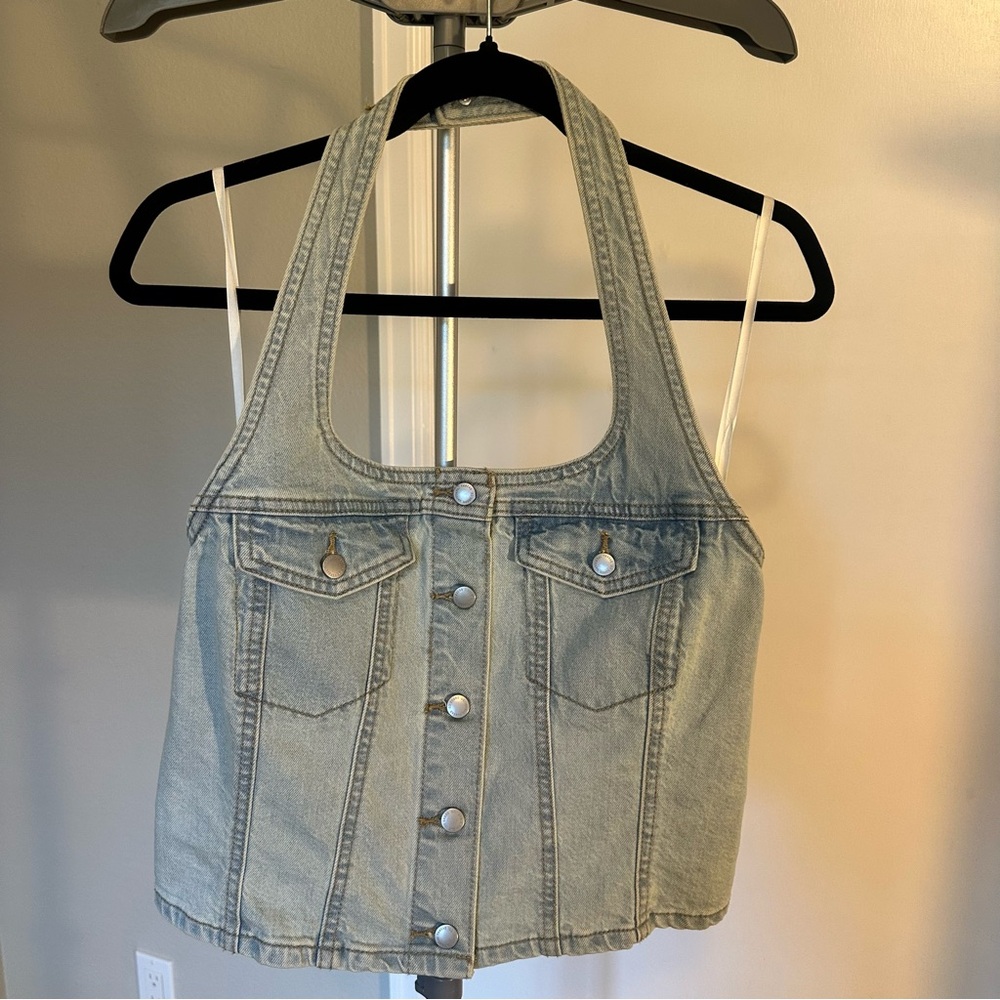 Universal Thread Light Wash Denim Halter - Med - Picture 4 of 7